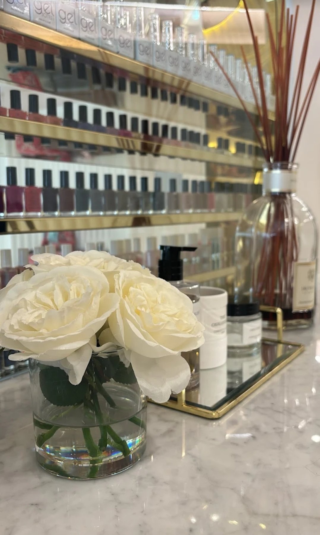 Gloss Up Beauty Lounge