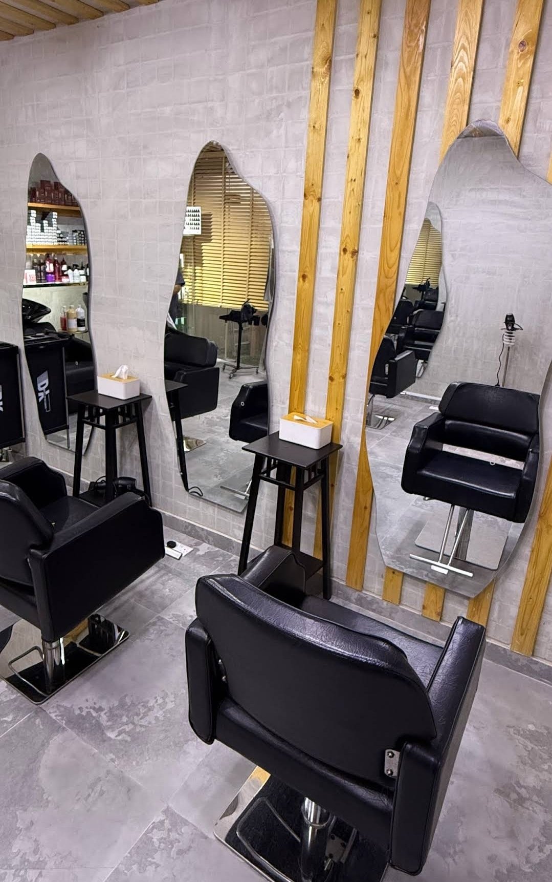 Pure Eyelashes Center - مركز بيور أيلاشيز سنتر