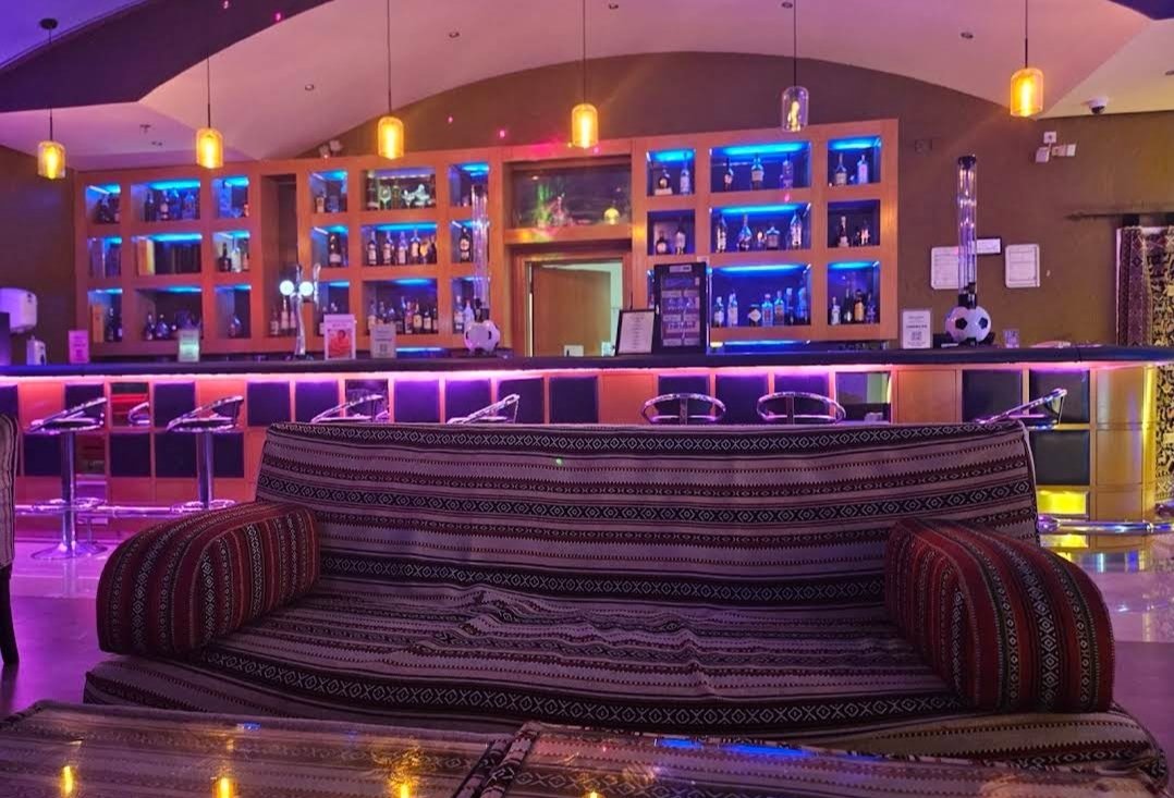 Lawrence's Bar