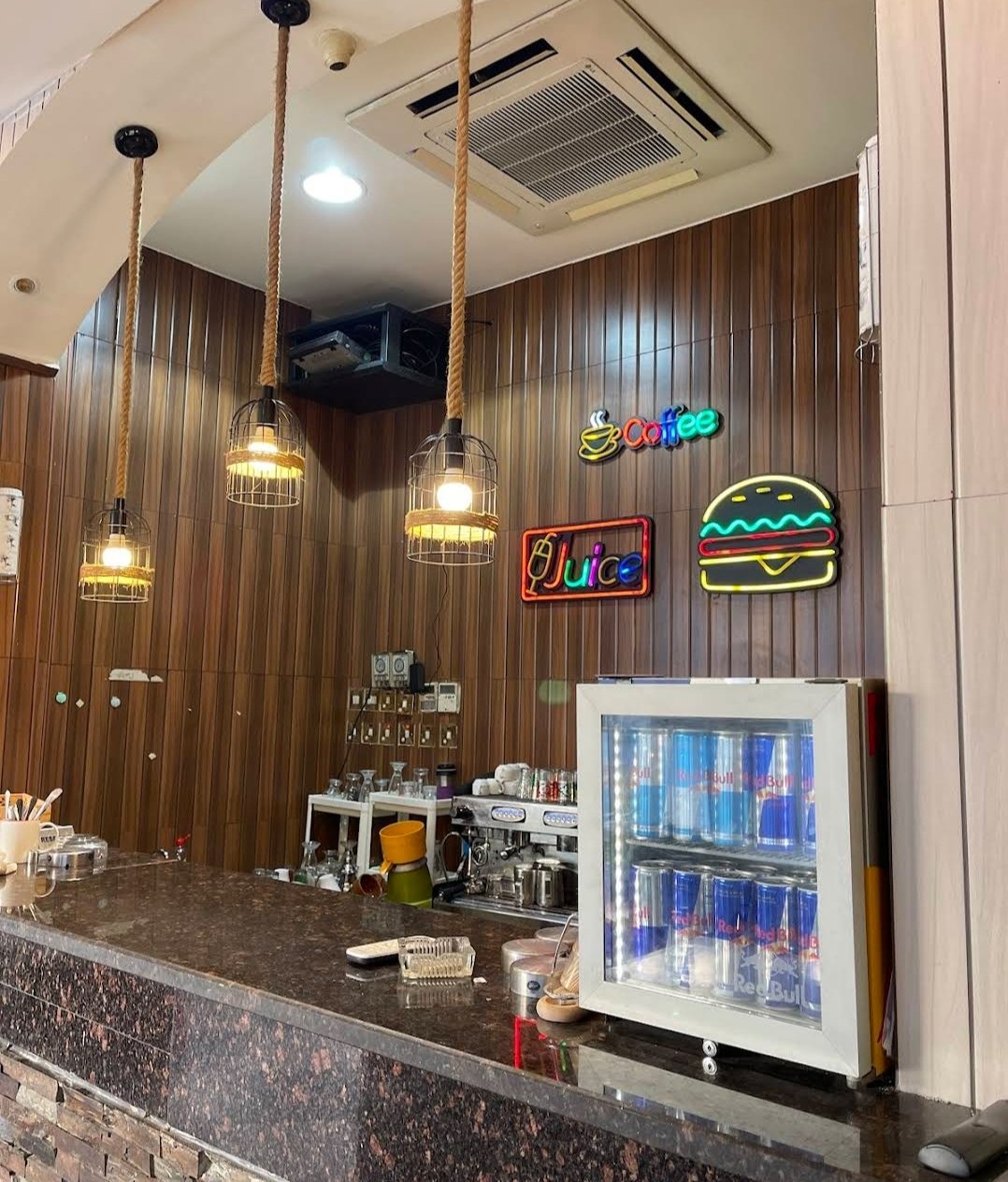 Ifran Coffee Shop