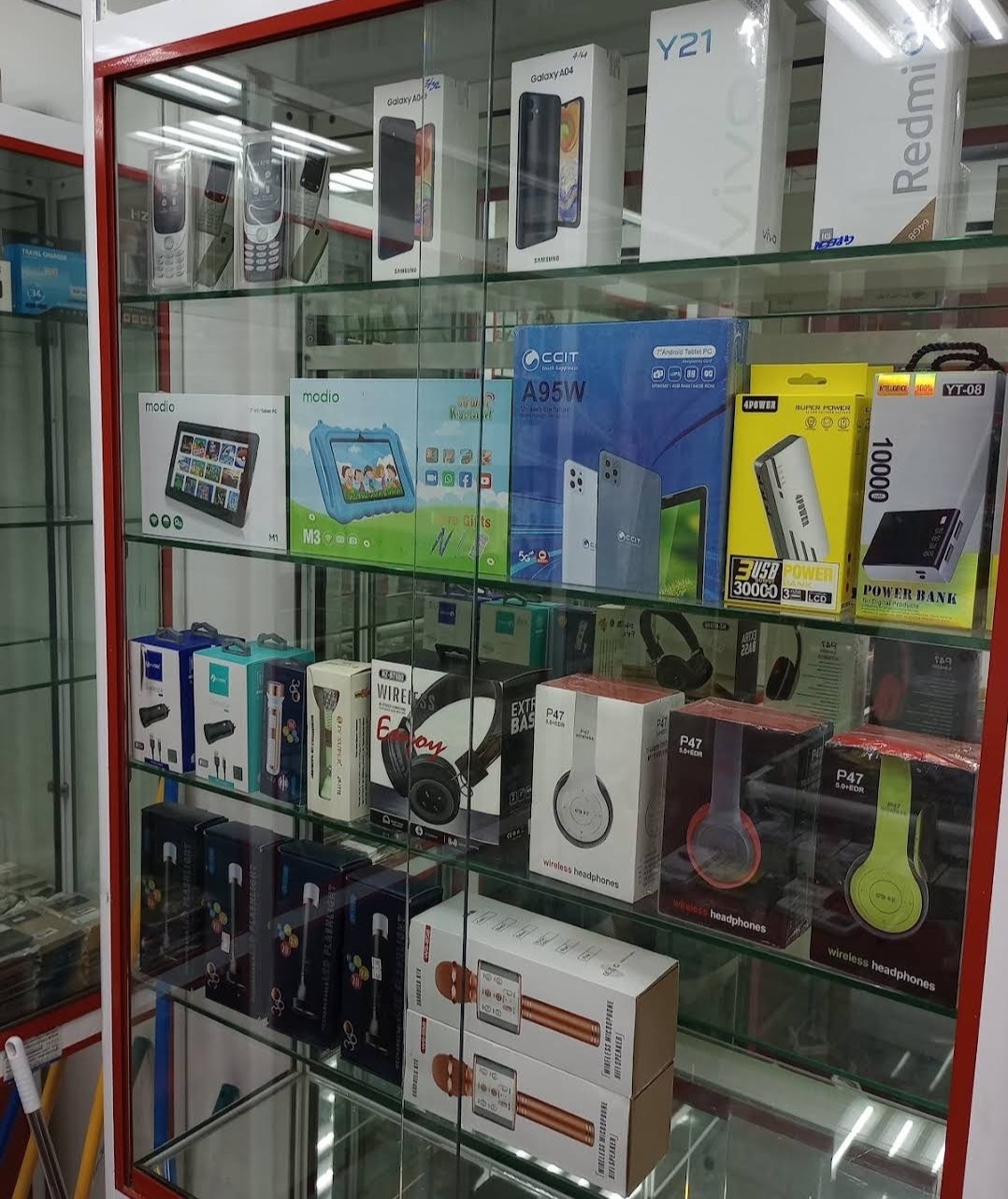 Startech Mobiles